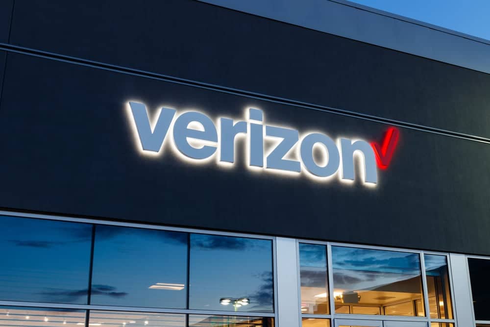 Factors that Boost Valuation of Verizon Communication
